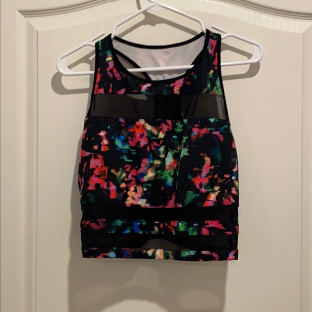 Fabletics. Crop top. Racer back top. - Picture 2 of 3